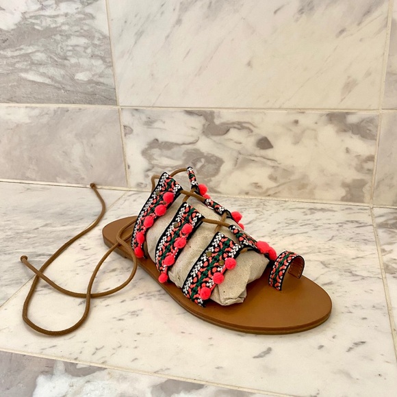NWOT Forever 21 Pom Pom Lace Up Sandals - Picture 2 of 6